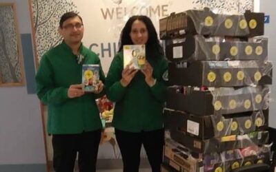 Supermarket donates Easter Eggs to Children’s Ward